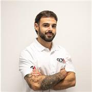 Profesor de entrenamiento personal, especializado en optimización de entrenamiento y en readaptación de lesiones.